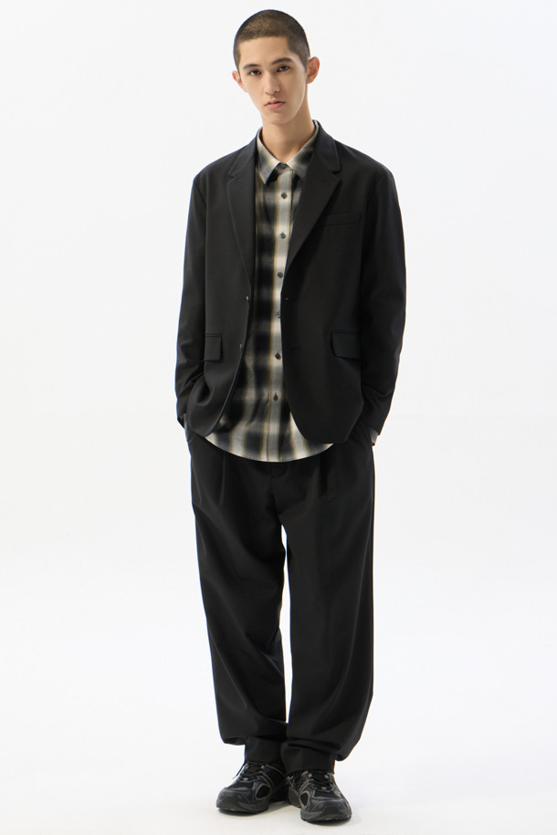 CUSTOMELLOW - 캐주얼팬츠 - Black Regular Fit Wool Setup Pants