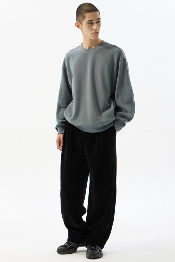 CUSTOMELLOW - 캐주얼팬츠 - Black Wide Fit Corduroy Pants