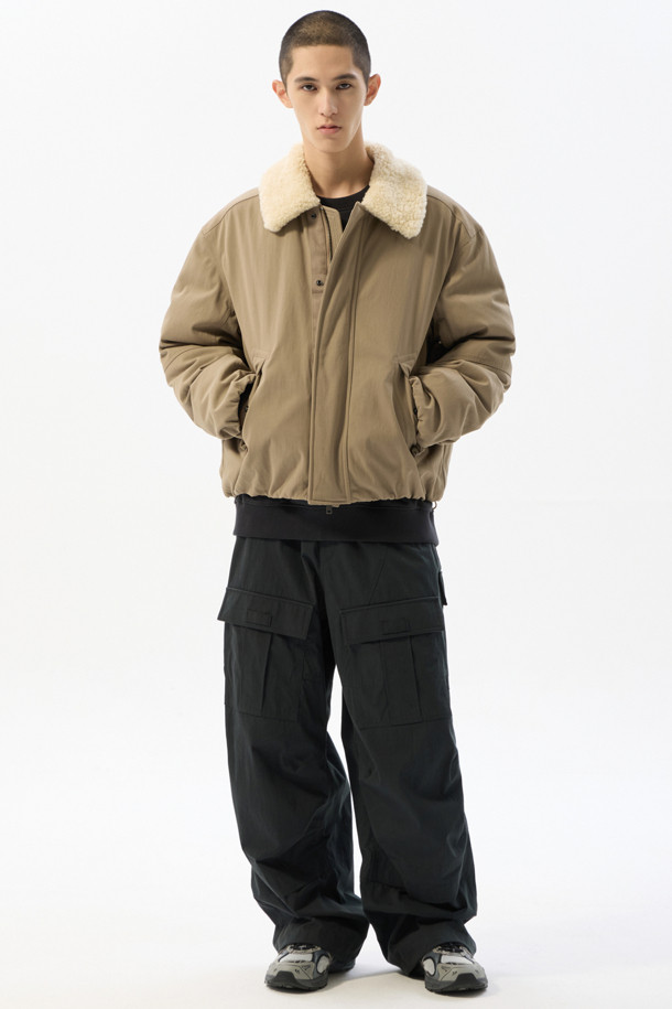 CUSTOMELLOW - 블루종/점퍼 - Beige Fur Collar Down Blouson