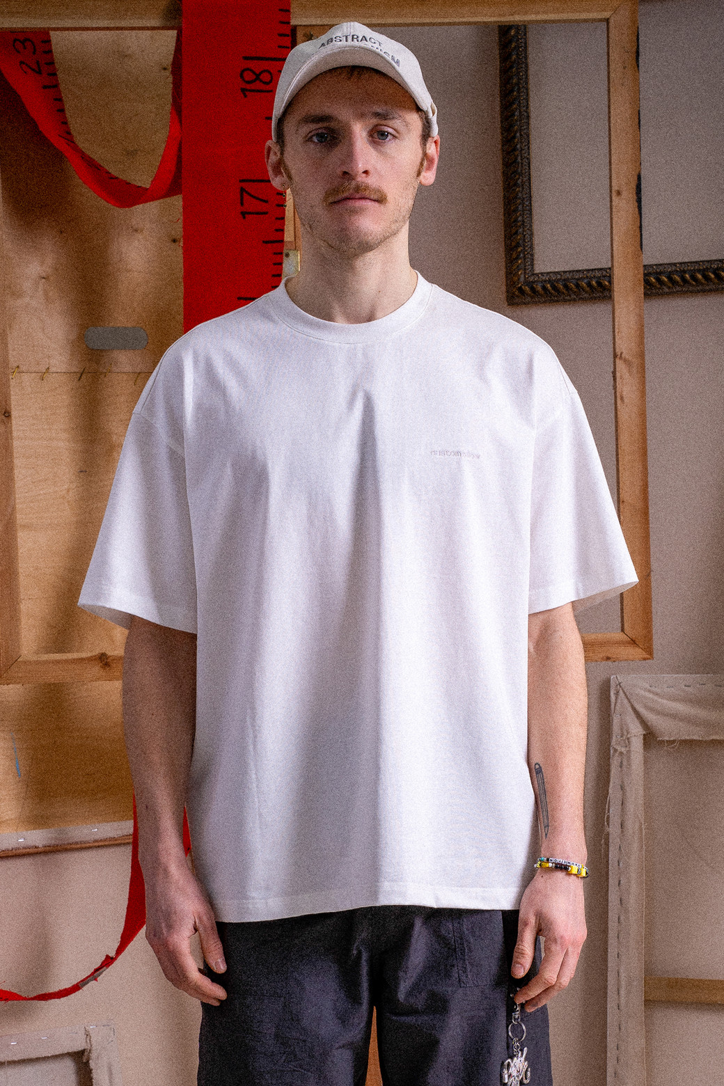 CUSTOMELLOW - 반팔티셔츠 - White Graphic T-shirt