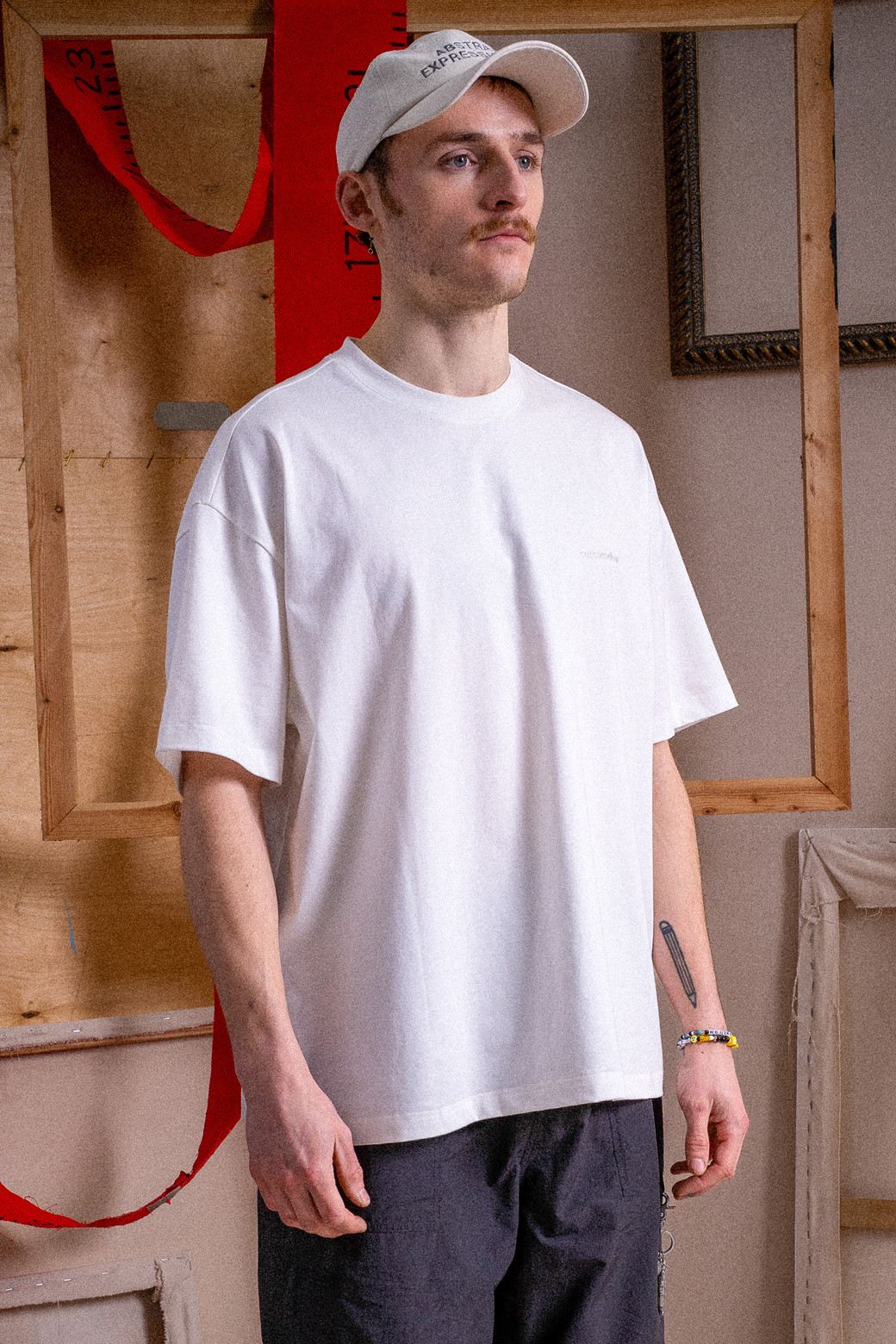 CUSTOMELLOW - 반팔티셔츠 - White Graphic T-shirt