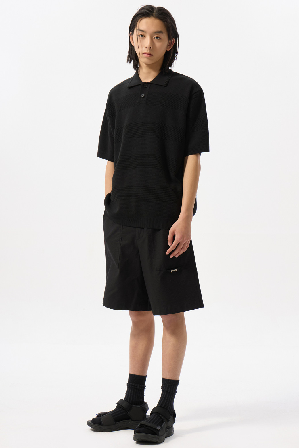 CUSTOMELLOW - 스웨터 - Black Stripes Texture Collar Sweater