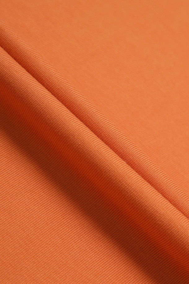 CUSTOMELLOW - 반팔티셔츠 - [Ron Mueck] Orange Graphic T-shirt