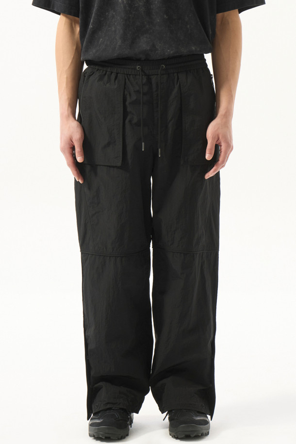 CUSTOMELLOW - 캐주얼팬츠 - Black Banding Slit Pants