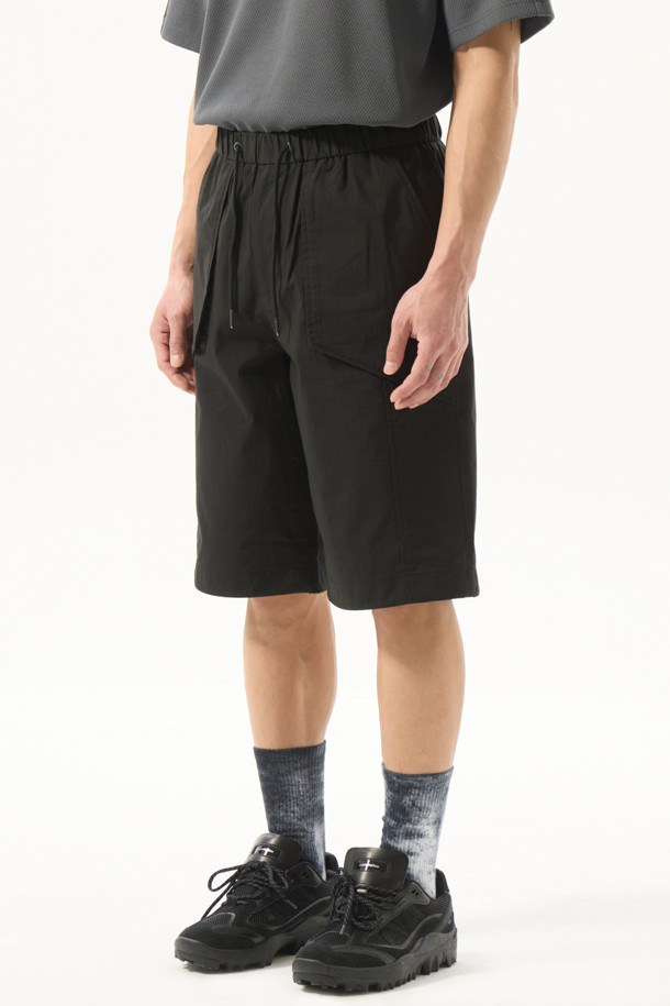 CUSTOMELLOW - 하프팬츠 - Black Bermuda Shorts