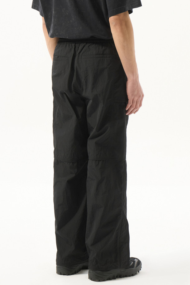 CUSTOMELLOW - 캐주얼팬츠 - Black Banding Slit Pants