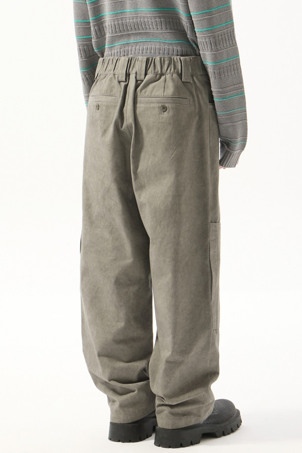 CUSTOMELLOW - 캐주얼팬츠 - Grey One Tuck Tab Pants