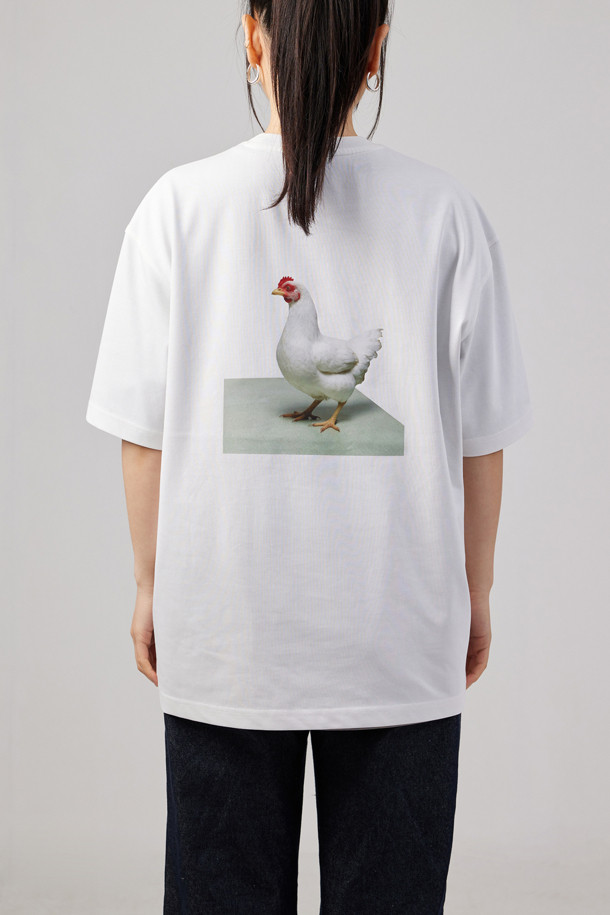 CUSTOMELLOW - 반팔티셔츠 - [Ron Mueck] White Graphic T-shirt