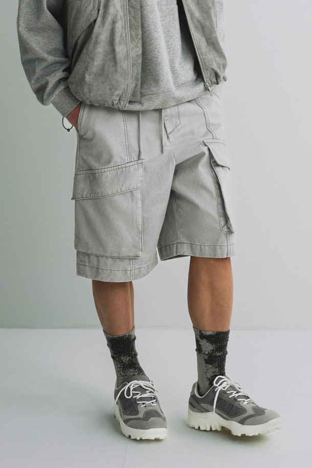 CUSTOMELLOW - 하프팬츠 - Grey Cargo Bermuda Shorts