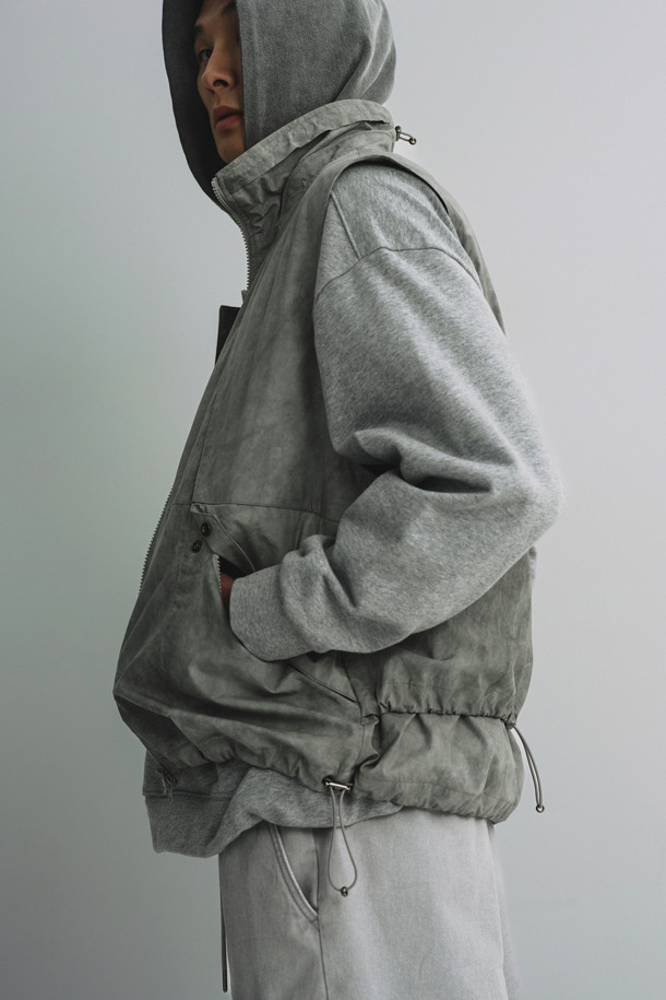 CUSTOMELLOW - 블루종/점퍼 - Grey Fabric Dyed Highneck Vest