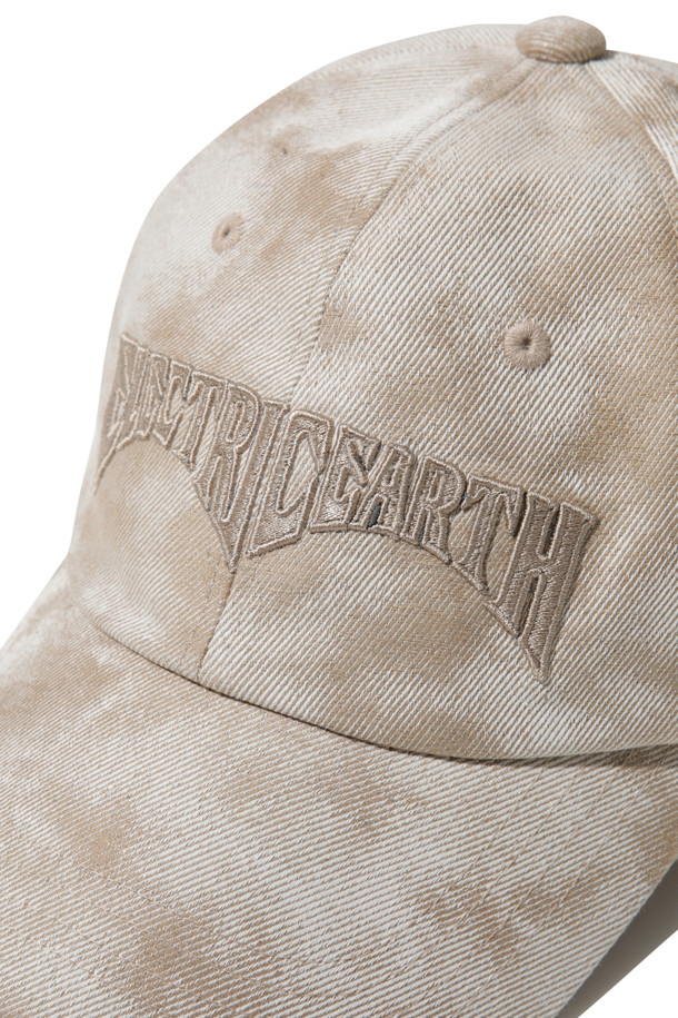 CUSTOMELLOW - 모자 - Beige Graphic Embroidery Cap