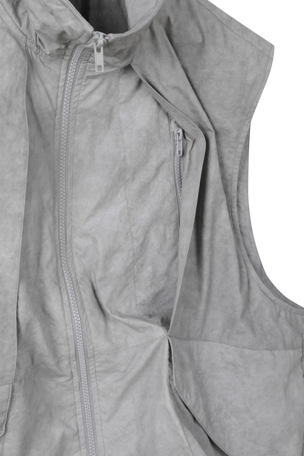 CUSTOMELLOW - 블루종/점퍼 - Grey Fabric Dyed Highneck Vest