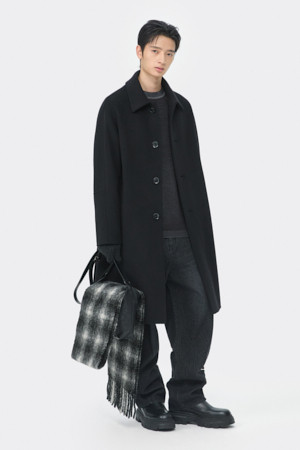 Black Cashmere Blended Balmacaan Coat