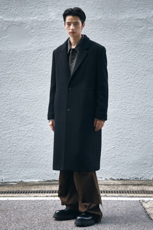 Black Cashmere Blended Single Coat