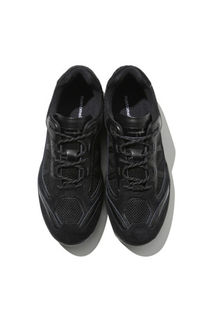 Black Vibram Low Sneakers