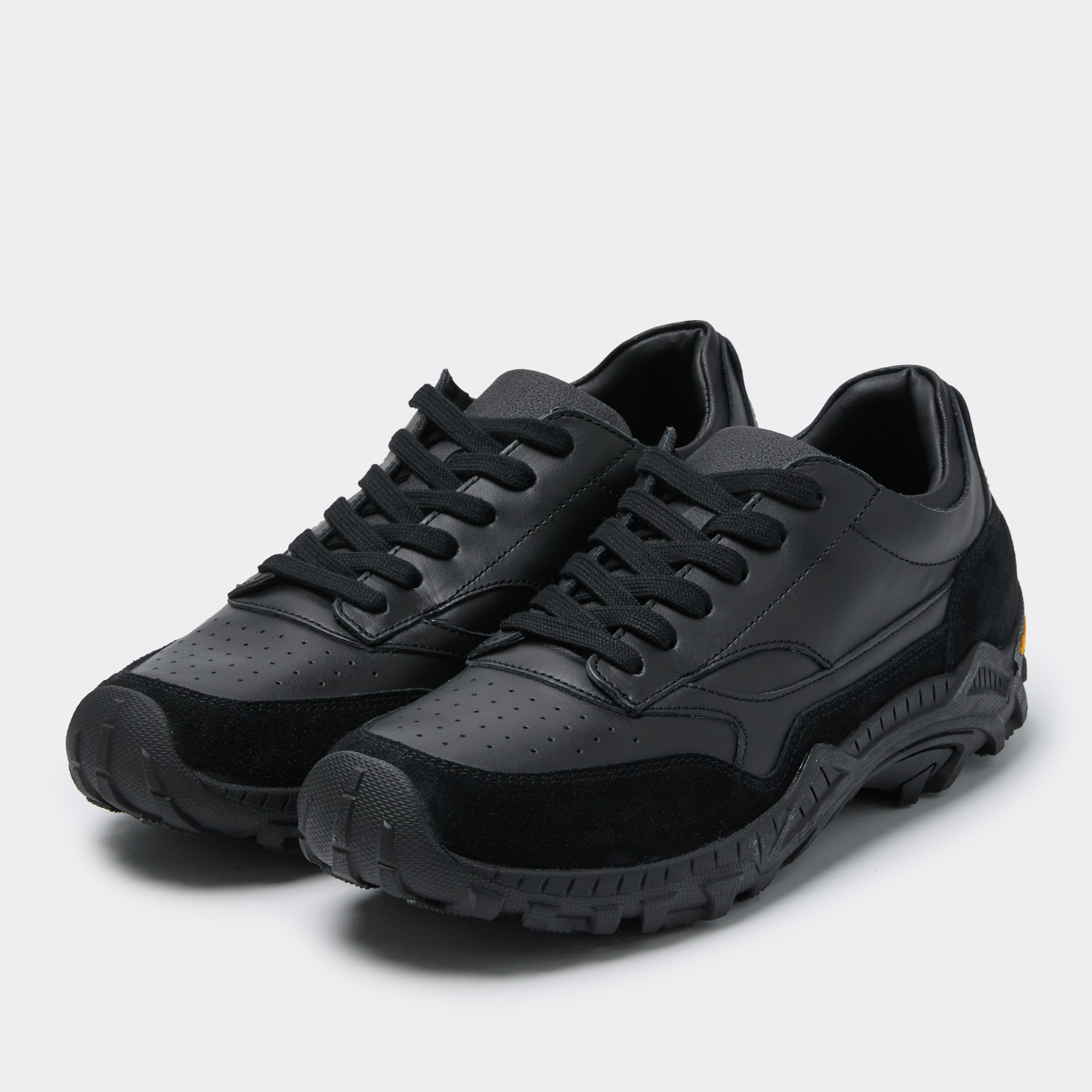 MUSINSA | CUSTOMELLOW Black Vibram Leather Sneakers CU4AX25511BKX