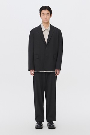[Essentials] Black Loose Fit Setup