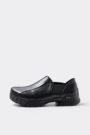 [customellow x YOWE] Black Leather Slip On Loafers_Uon2