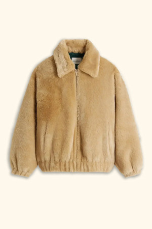 La Fausse Fourrure Slogan