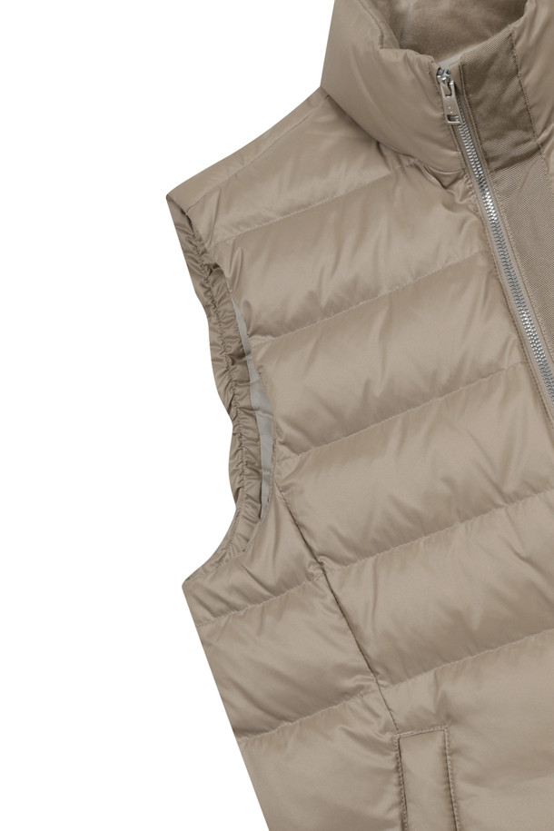 ELORD - 베스트 - GLOSSY LIGHTWEIGHT DOWN VEST(Beige)