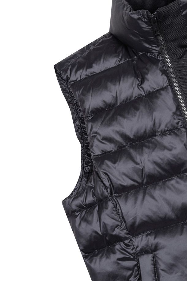 ELORD - 베스트 - GLOSSY LIGHTWEIGHT DOWN VEST(Black)