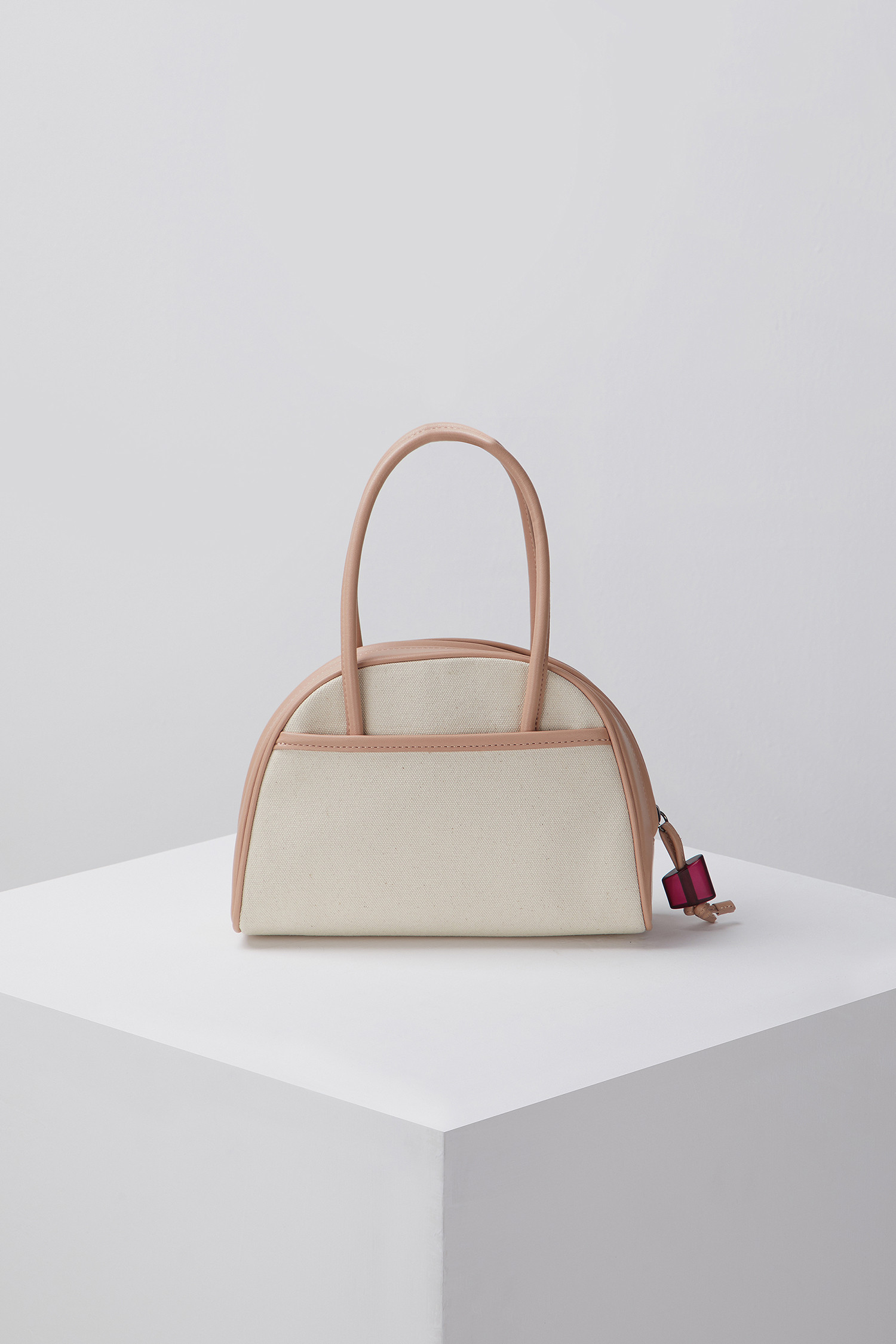 ★Archivepke★Small fling bag★Salmon pink★韓国★大人気★ ○ARCHIVEPKE○SMALL FLING BAG バッグ 韓国大人気 (Archivepke