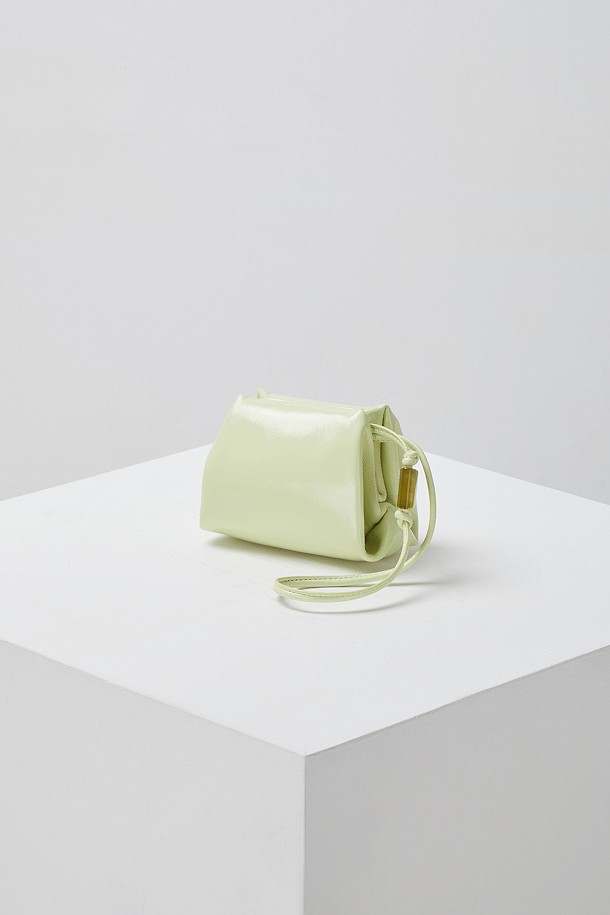 상품 슬라이드 이미지 1