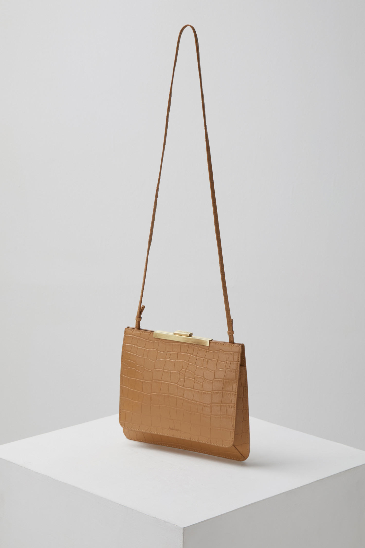 ★Archivepke★Double flat bag★Crocodile Beige★韓国★大人気 ☆Archivepke☆Double flat bag☆Crocodile Beige☆韓国☆大人気