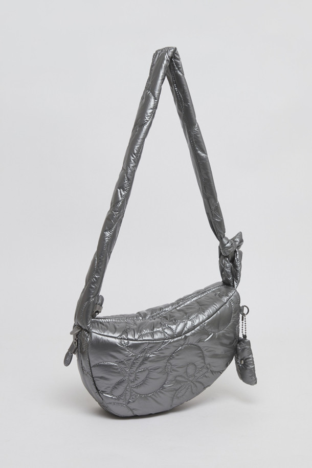 Archivépke -  - [EXCLUSIVE] Puffy fling bag(Shine gray)