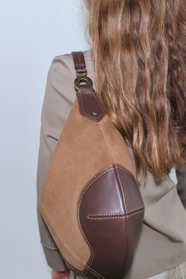 Archivépke -  - Tondo hobo bag(Suede brown)