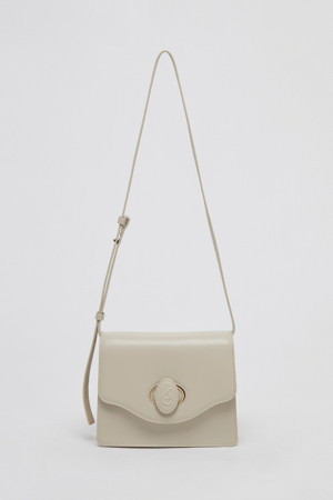 Oval shoulder bag(Cream)