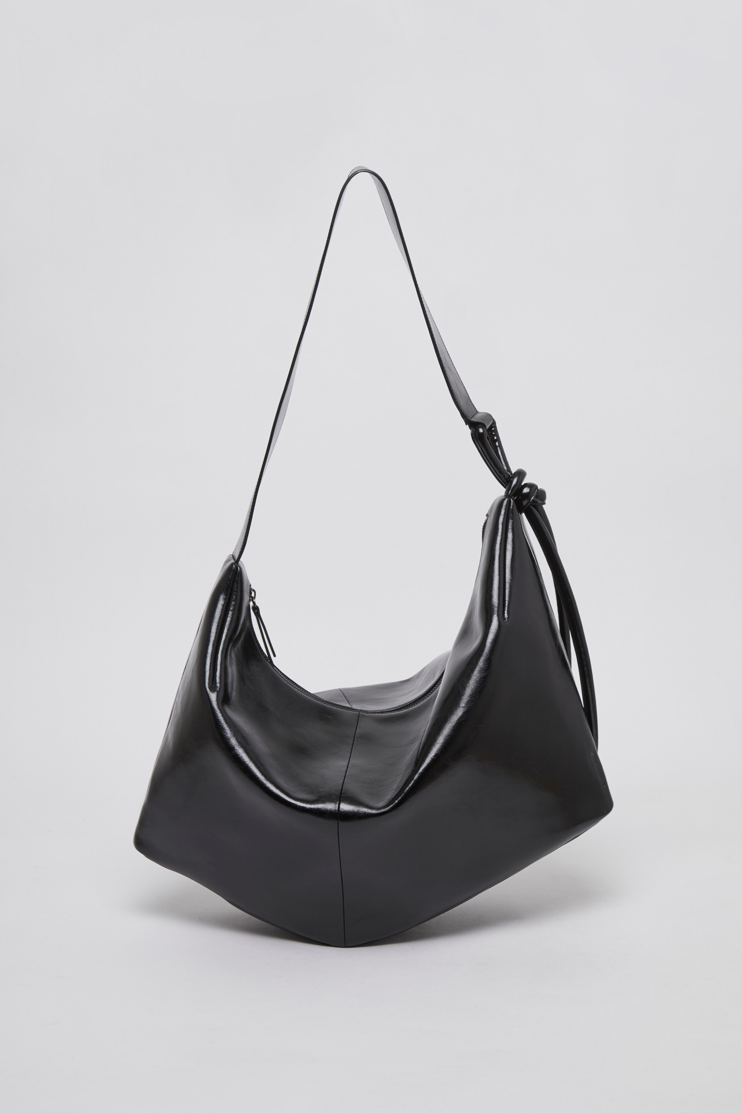 Archivepke ■ Panel bag OVBAX24021BLK_LZ1.jpg