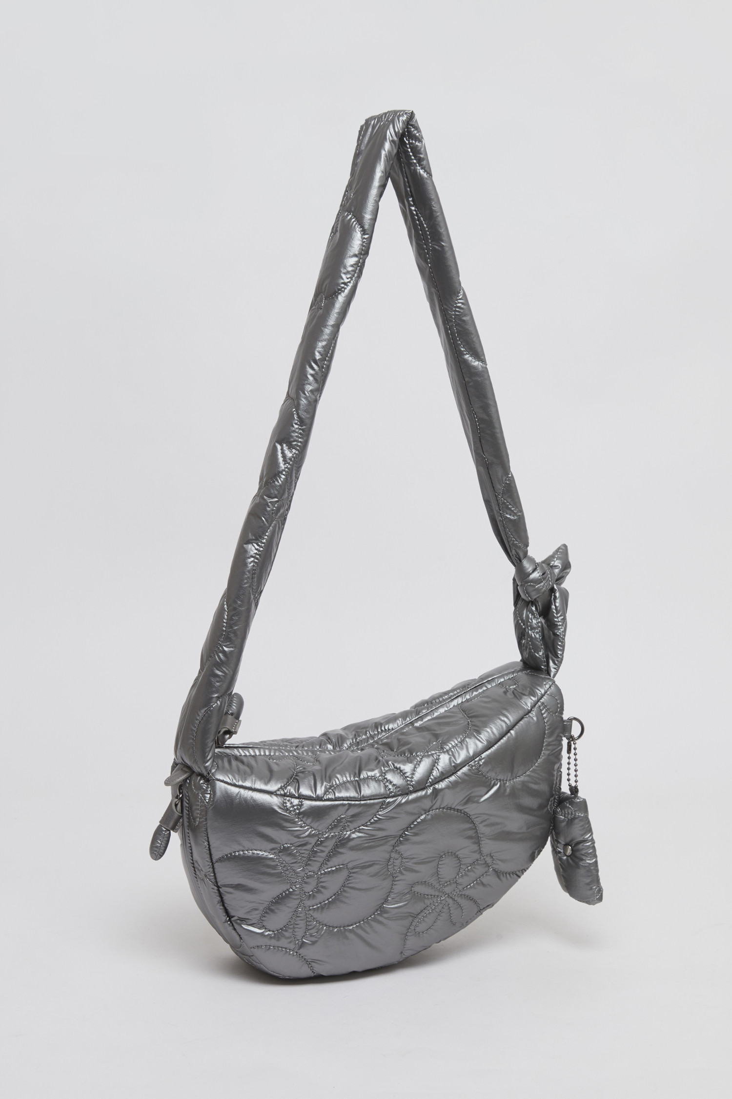 ★Archivepke★Puffy fling bag★Shine grey★韓国★大人気★ Puffy fling bag(Shine gray)_Archivépke