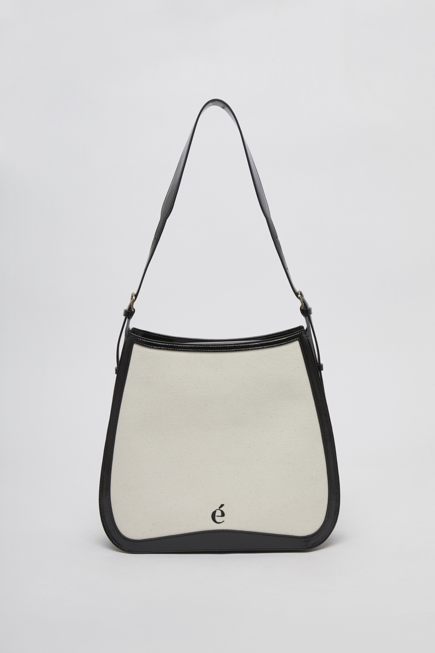 Archivepke★Boat bag Deep sleep★シンプルな余白の美★人気 OVBLX24006BLK_LZ1.jpg