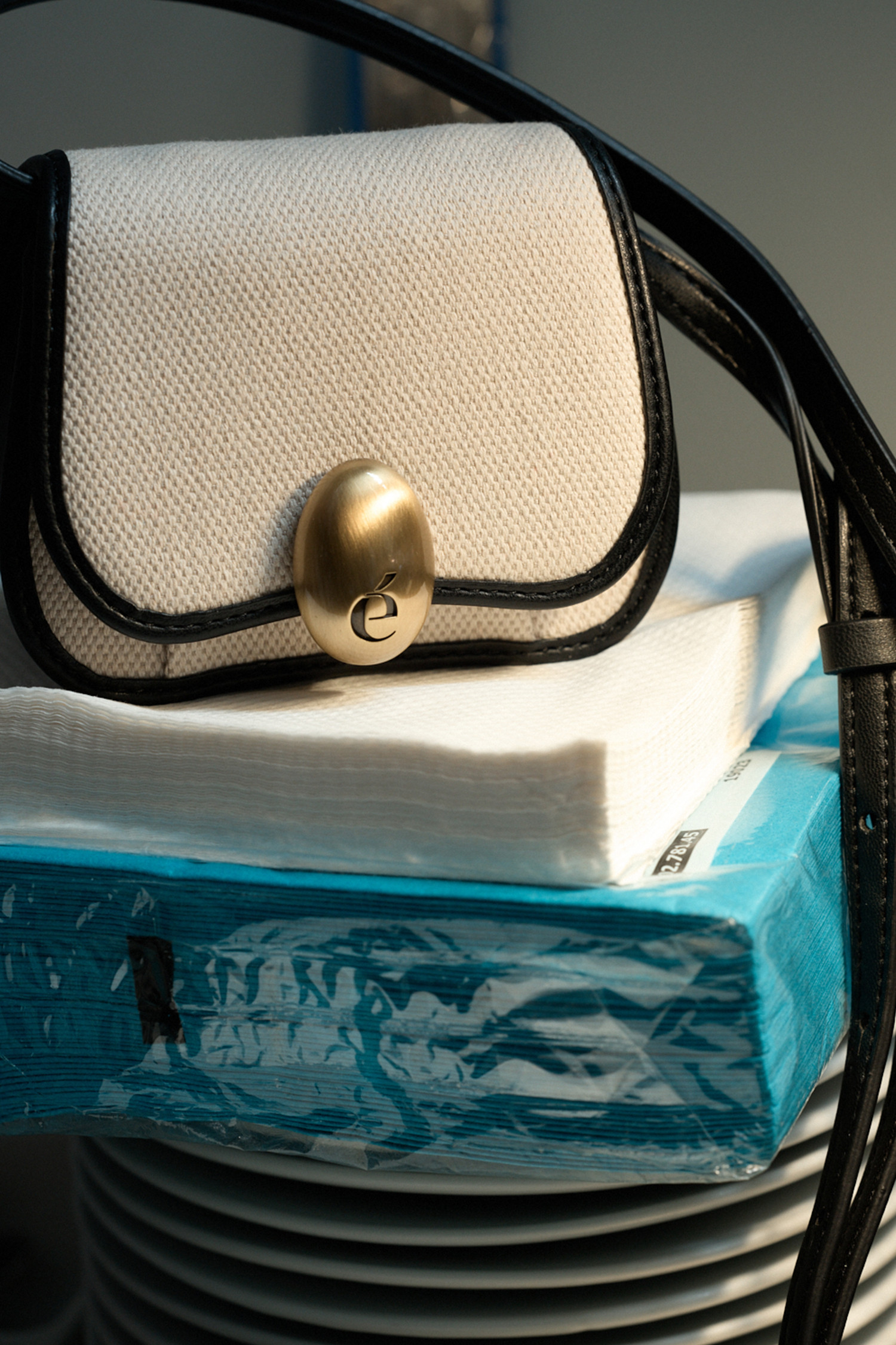 Egg wallet bag(Sand beige)_Archivépke
