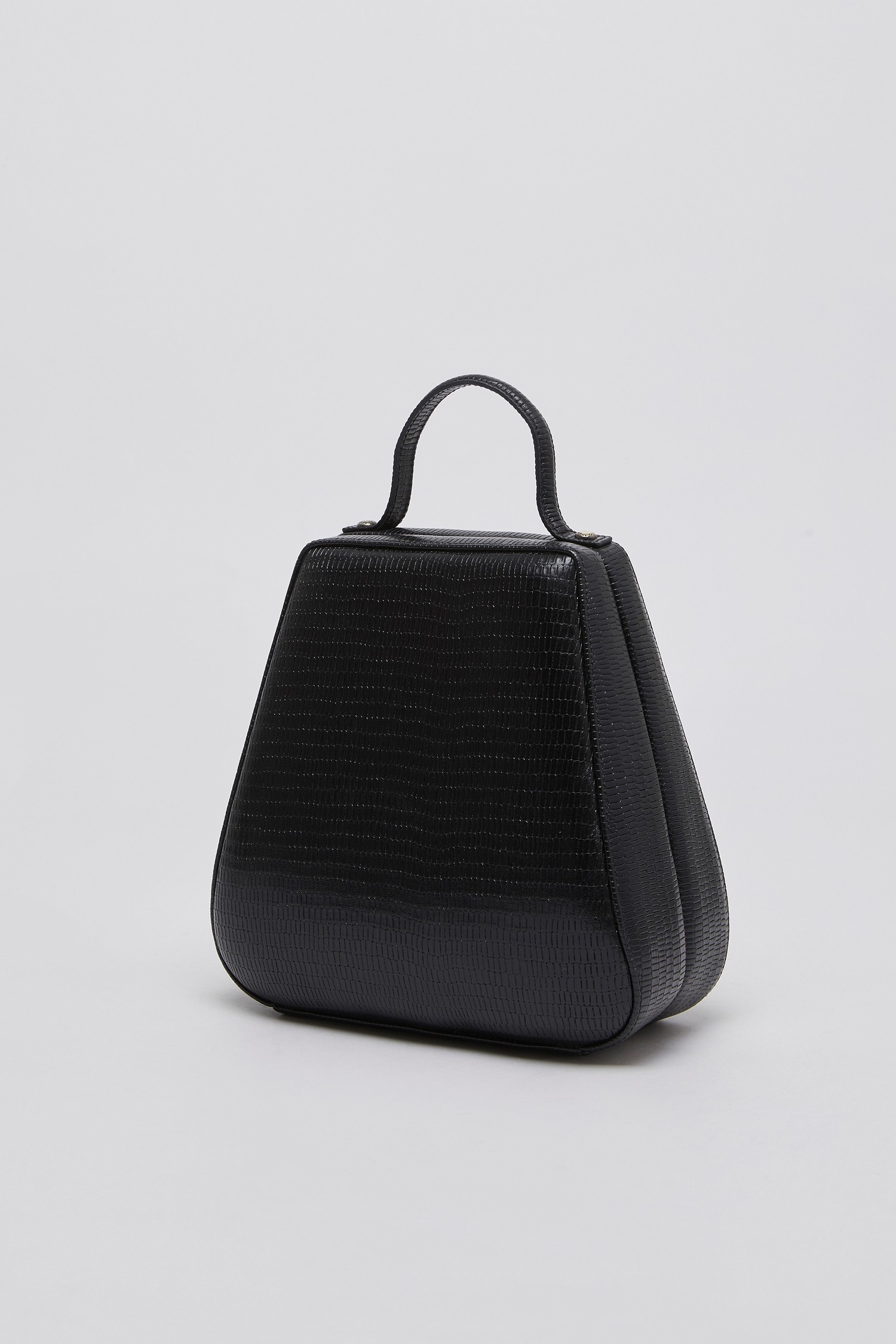 아카이브앱크] Shell teen bag(Lizard black)