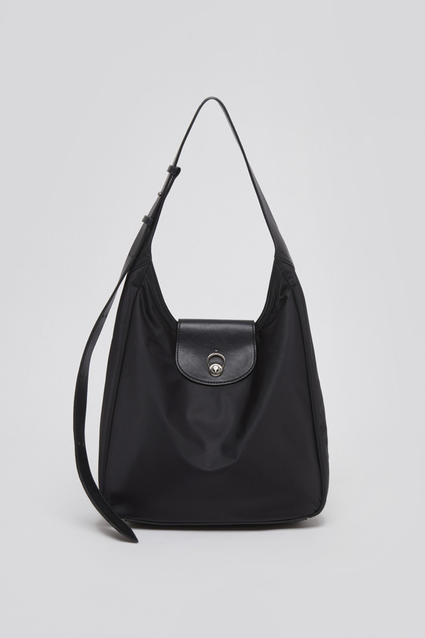 Archivépke - 숄더백 - Luv hole bag(Nylon black)