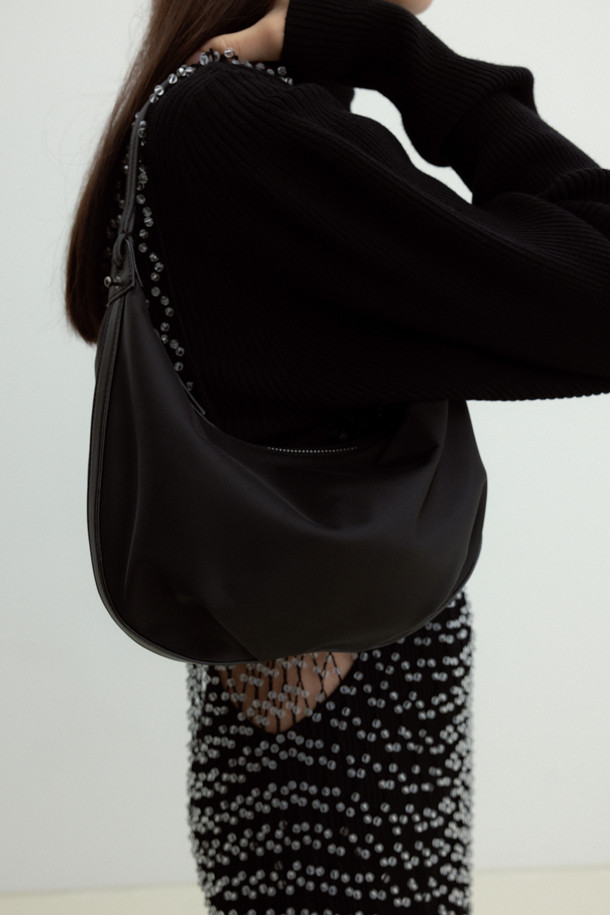 Archivepke - 숄더백 - Luv moon bag(Nylon black)