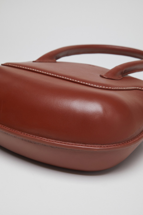 Archivépke - 토트백 - Shell handle bag(Cinnamon roll)