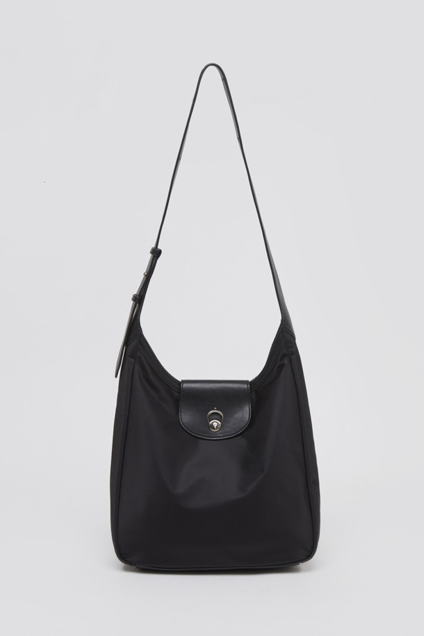 Archivépke - 숄더백 - Luv hole bag(Nylon black)