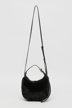 [EXCLUSIVE] Mini luv moon bag(Fur black)