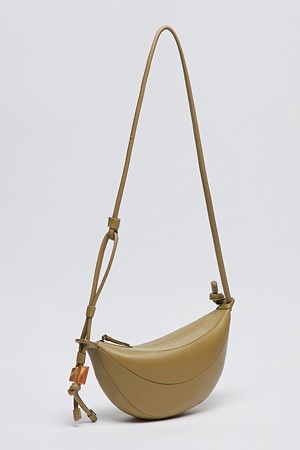 Small fling bag(Avocado)_KHAKI-a