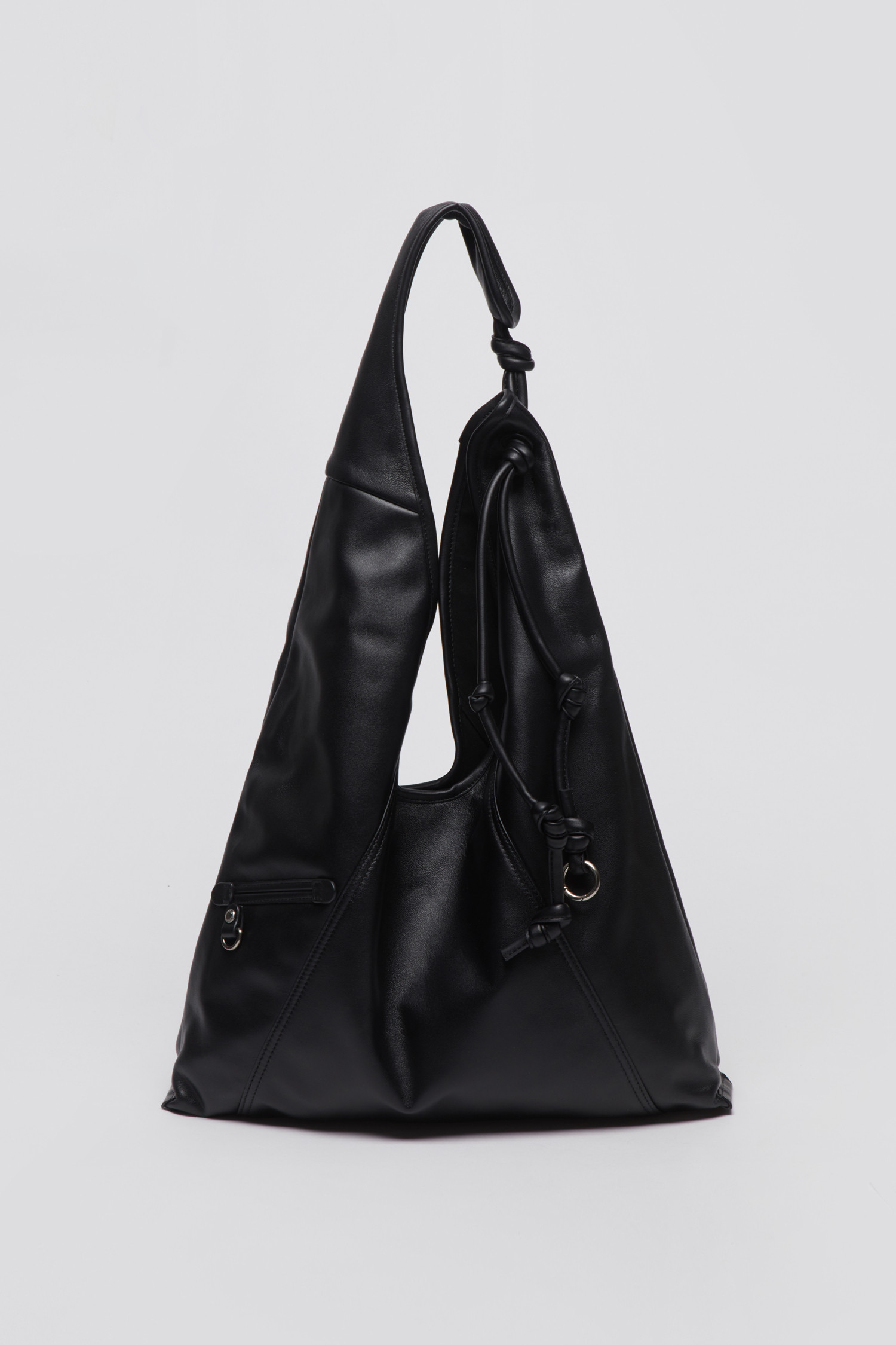 ★Archivepke★Knotted layer bag★Nylon black★韓国★大人気★ EXCLUSIVE] Knotted layer bag(Nylon black)_Archivépke