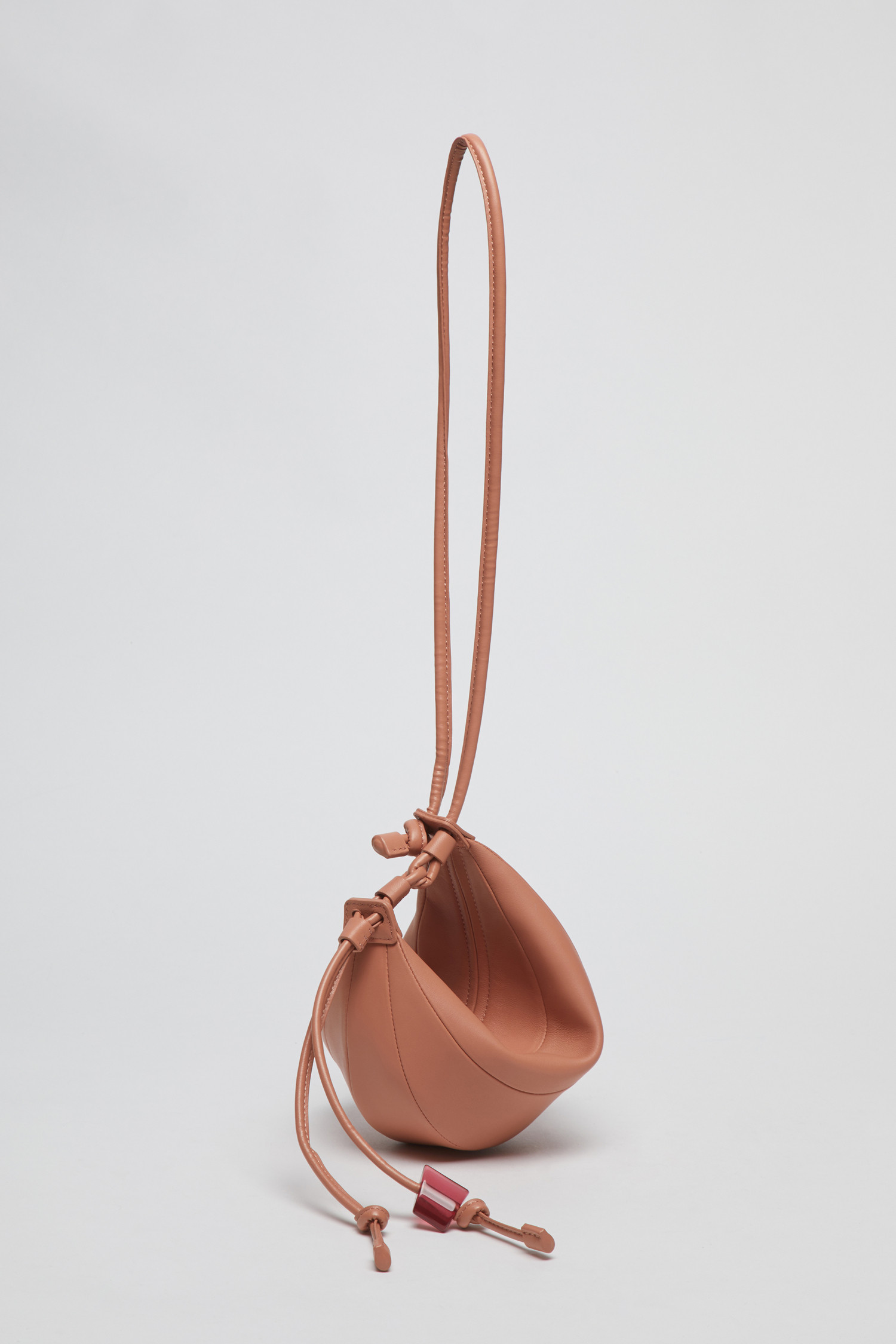 [Archivepke] small fling bag ☆送料込☆ 高級羊革 【ARCHIVEPKE】Small fling bag(Deep sleep
