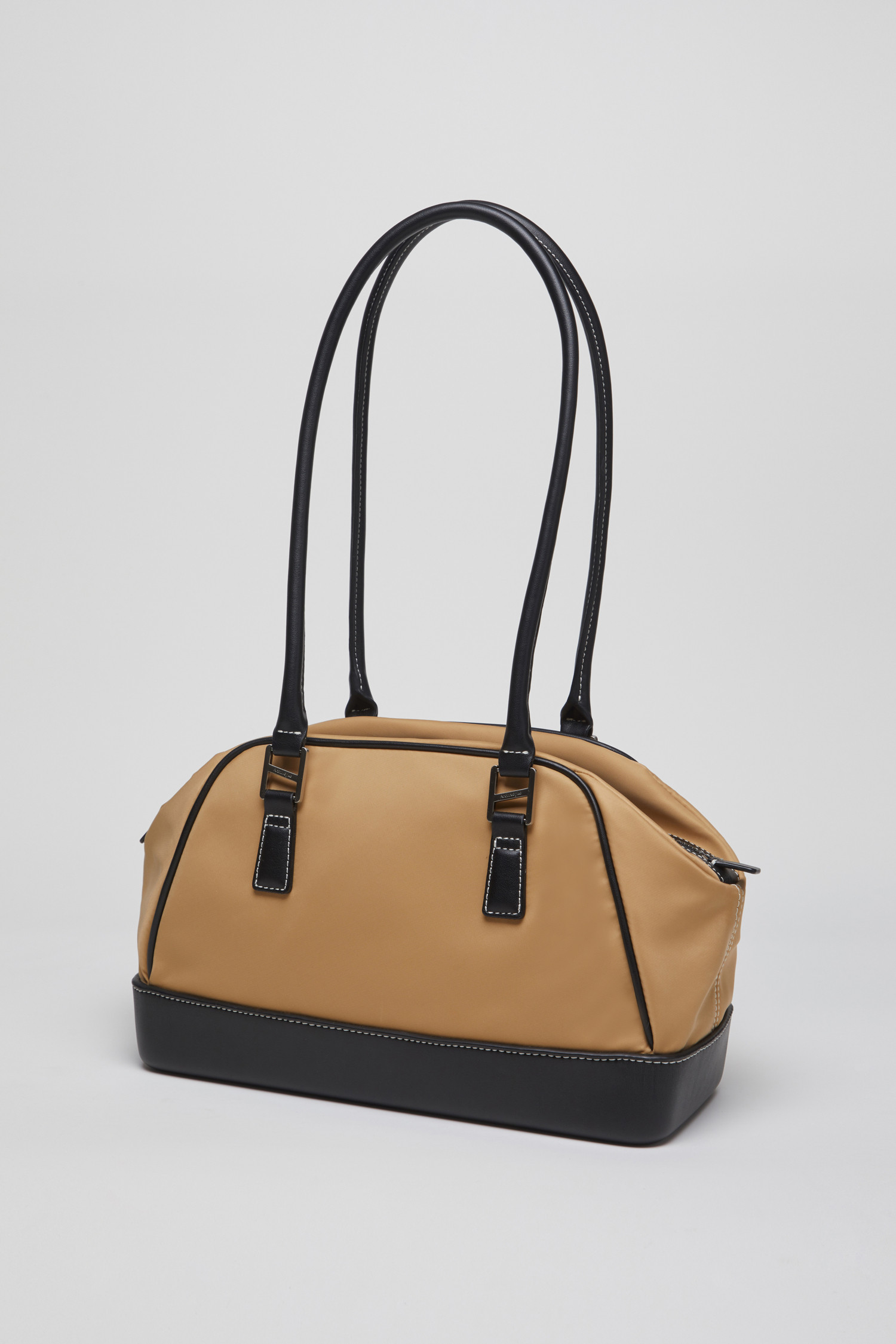 ショルダーバッグ・ポシェット [ARCHIVEPKE] 25SS-Merge shopper bag(Sand beige) ARCHIVEPKE] 25SS-Merge shopper bag(Sand beige) (Archivepke