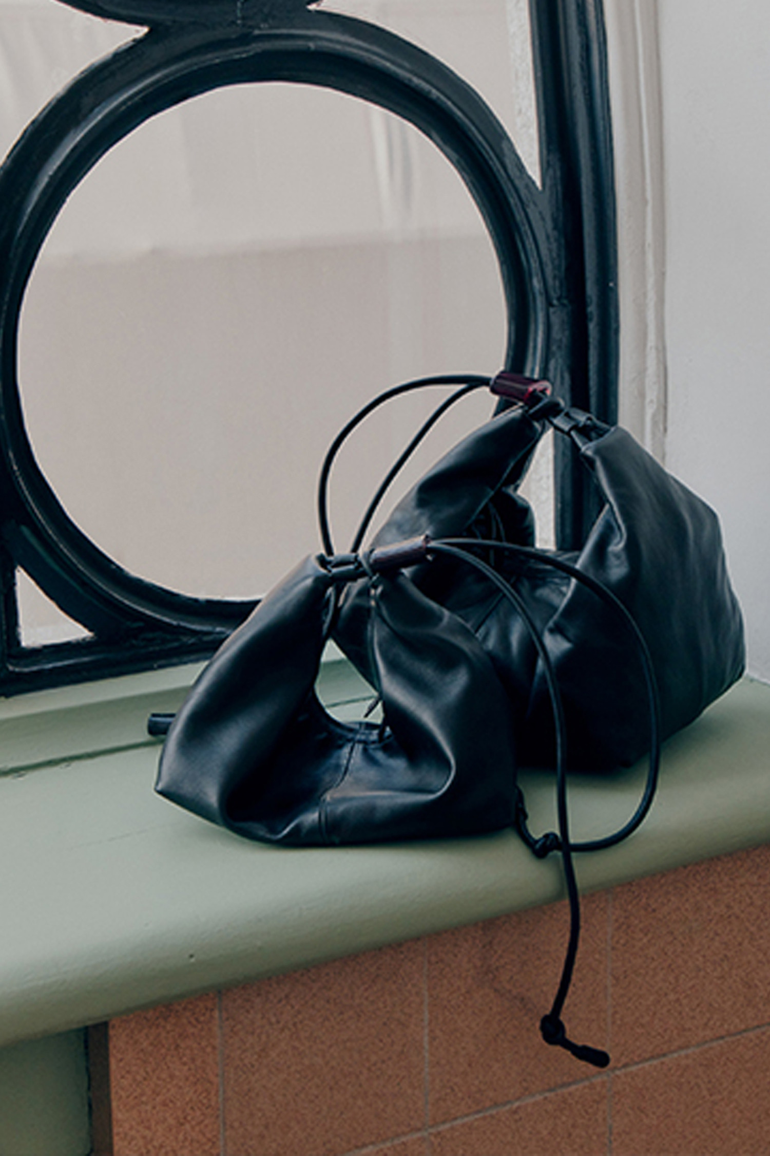Ridge shoulder bag(Deep sleep)_Archivépke - 코오롱몰