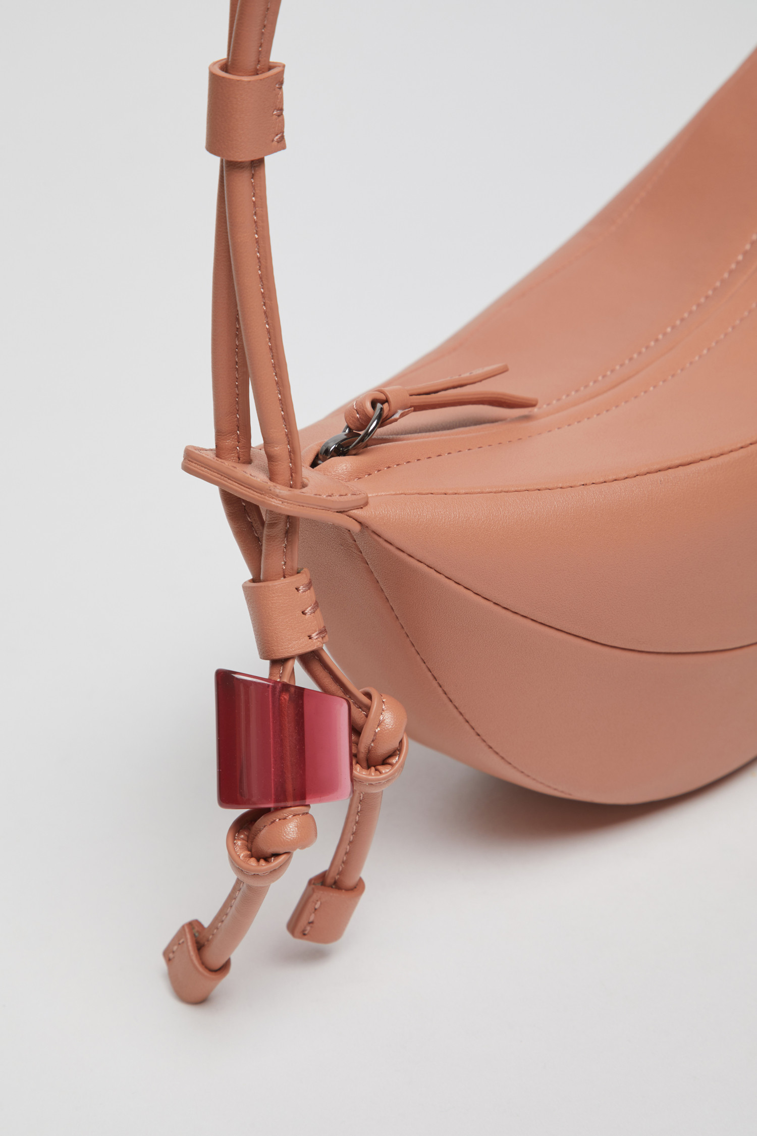 ★Archivepke★Small fling bag★Salmon pink★韓国★大人気★ EXCLUSIVE] Small fling bag(Salmon pink)_Archivépke