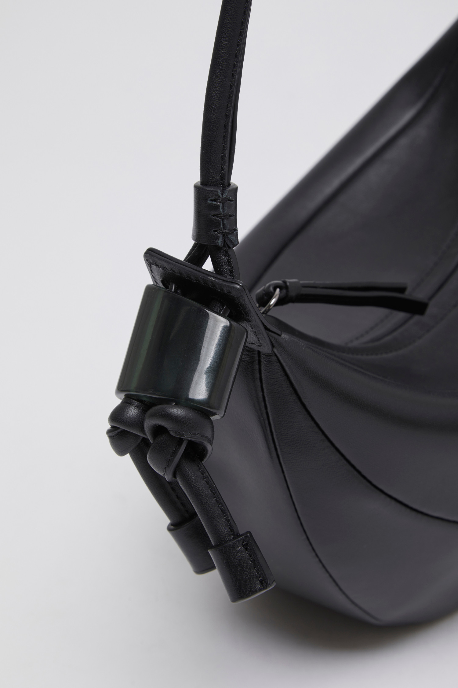 ★Archivepke★ Small fling bag(Deep sleep) ARCHIVEPKE Fling Bag - Deep Sleep | Garmentory