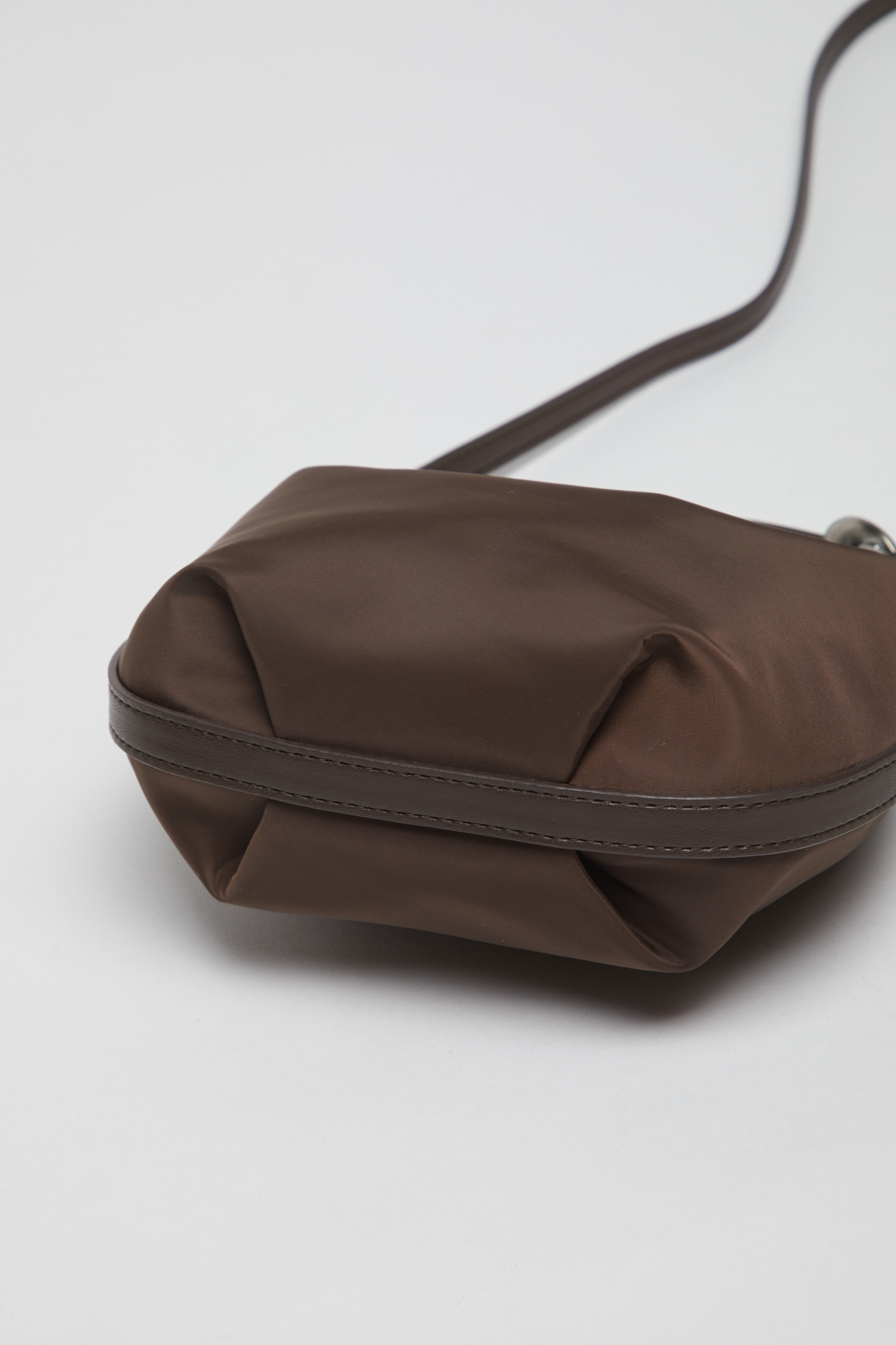 Archivépke] Mini luv moon bag(Nylon brown)