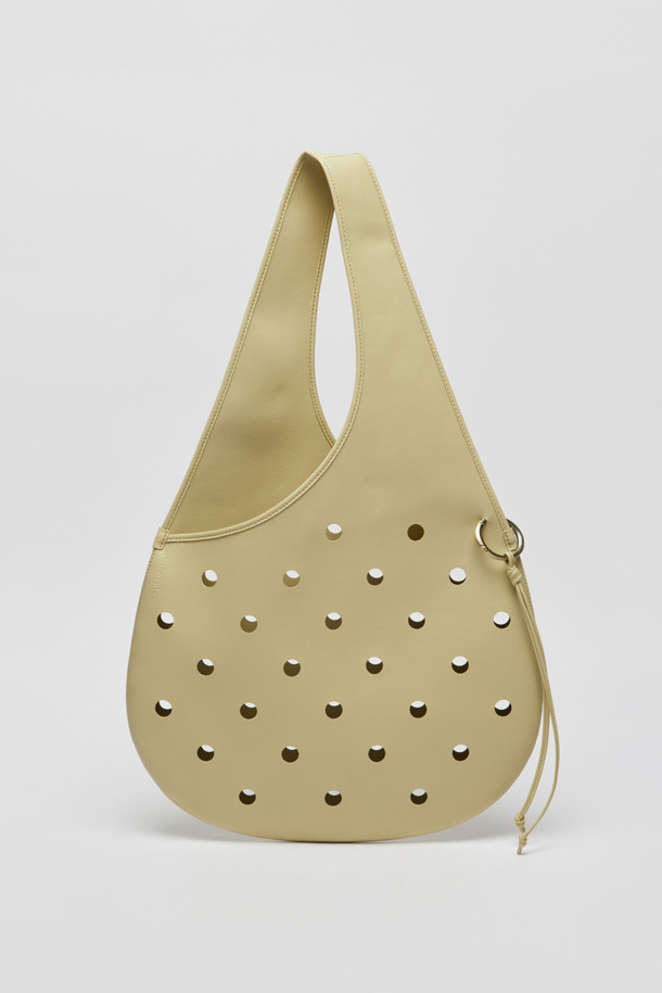 [EXCLUSIVE] Eyelet punched bag(Olive beige)_BEIGE-a